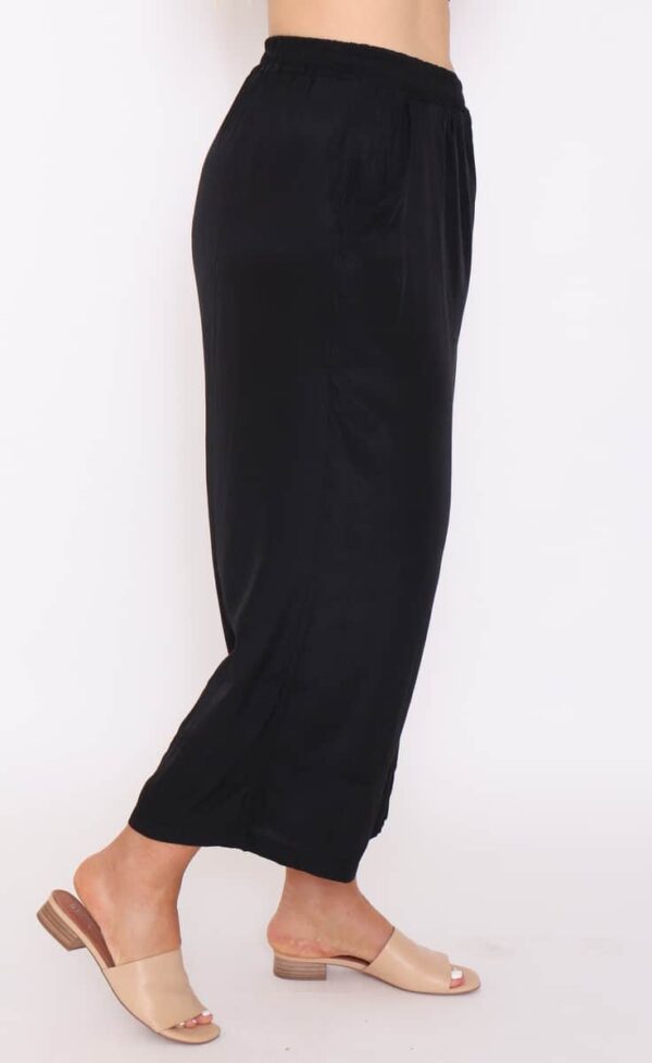 Cotton Village Black silk pants 7748 - Image 4