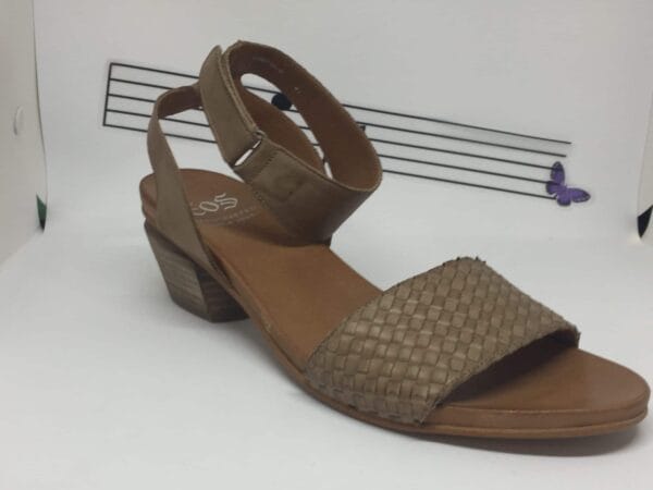 Cubetta W Eos S20 taupe leather 9D by urban
