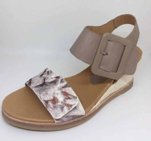 Emmie-W Taupe by Effegie