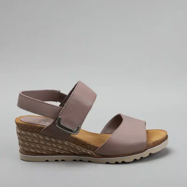 Le Sansa Evita Leather Wedge Sandals