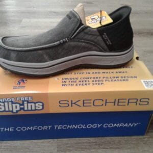 SkechersRemaxed Fenick Vegan Black
