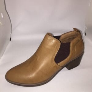 Thyme & CO Tone Lion Boots