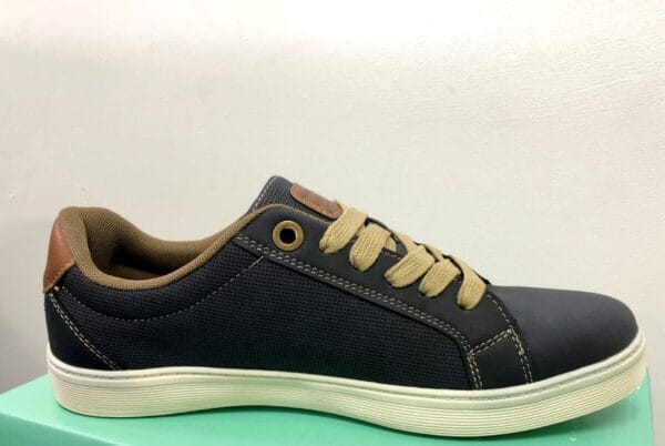 Trenton Navy by Clarks