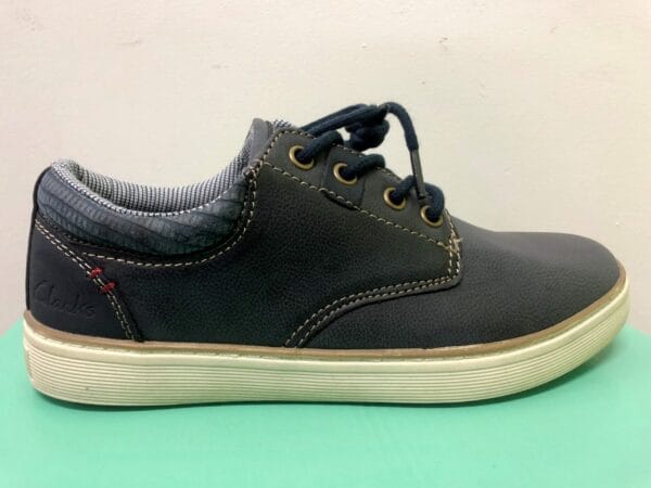 Tristan Navy Clarks