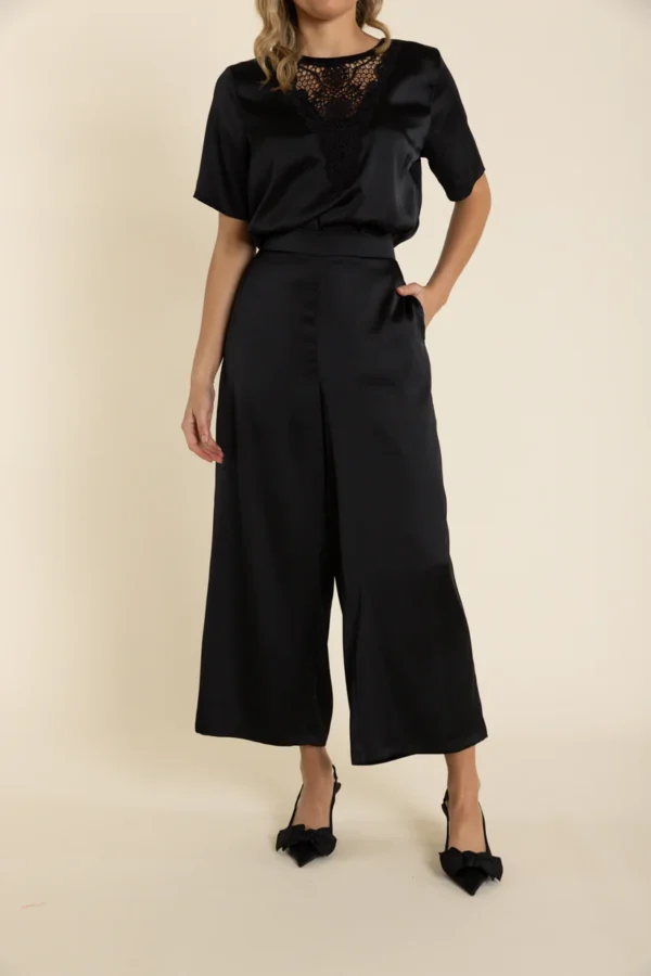Two T's 7/8 Satin Wide Leg Pant Black 2930