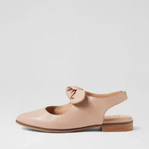 Ziera Oastley Blush Leather Womens