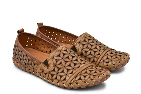 Cabello Muriel Tan Slip On Womens