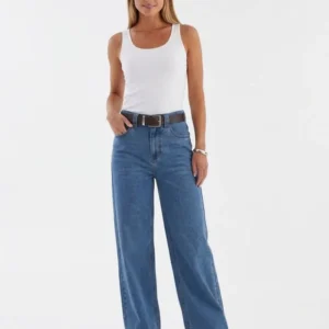 Outback Women's Pinnacles Wide Leg Jean
