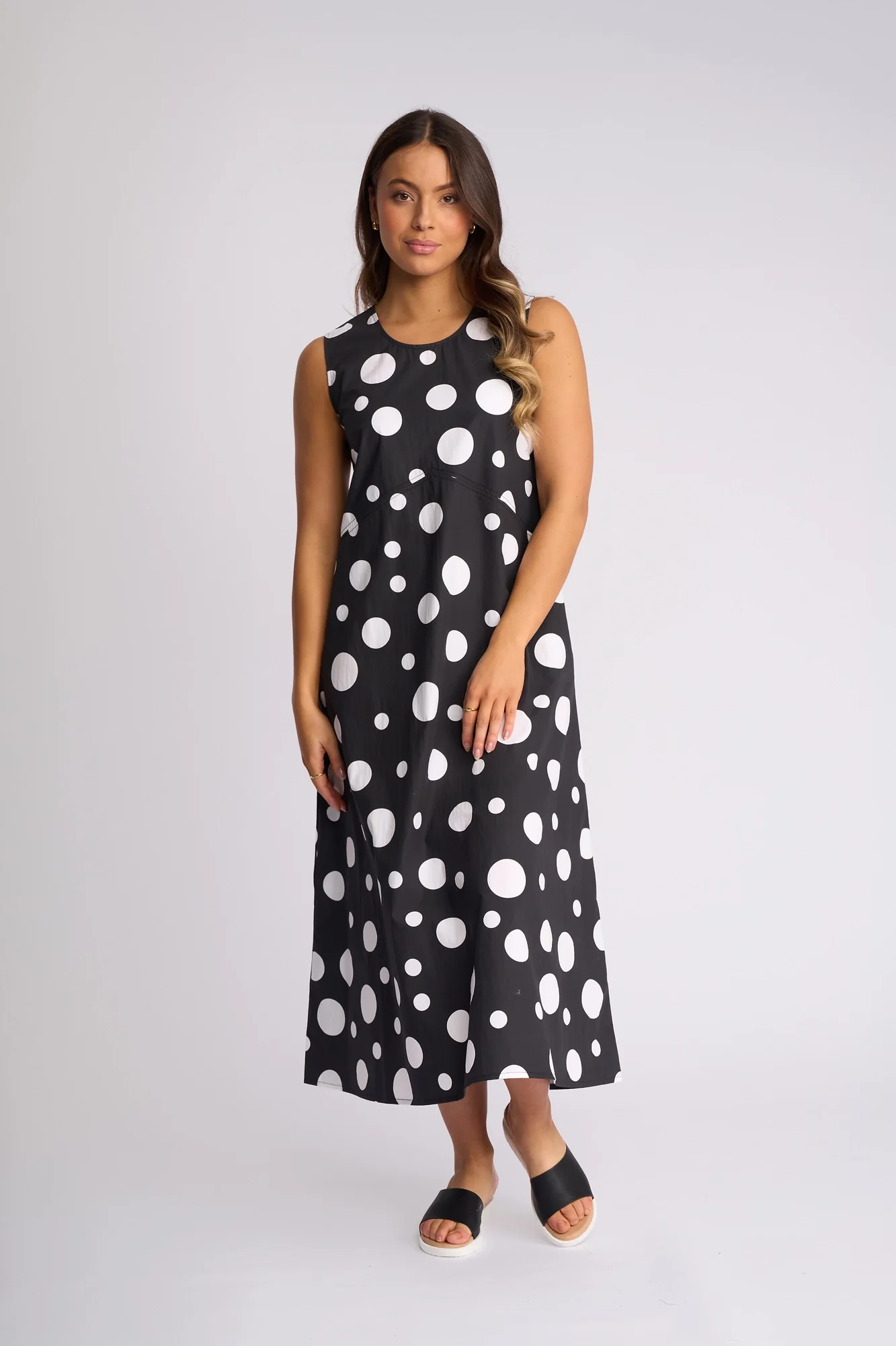 Vassalli Blake Dress Spot Sleevless